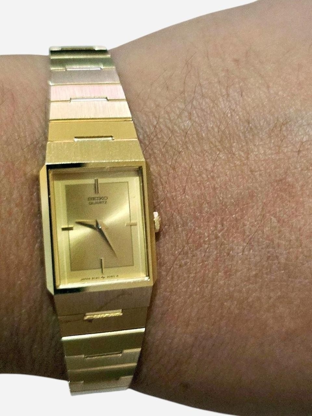 Vintage 1980s Seiko Gold Tank Dress Watch | New Battery